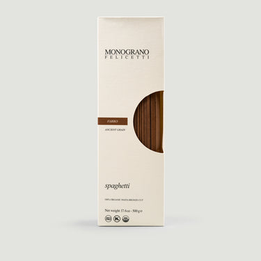 Monograno Felicetti spaghetti packaging on a gray background